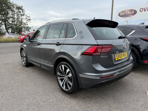Volkswagen Tiguan R-LINE TECH TSI EVO DSG 8