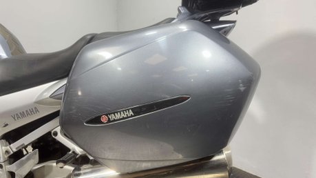 Yamaha FJR1300 2003 GOOD RUNNING SPORTS TOURER PROJECT BIKE 1300CC 8
