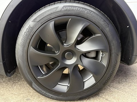 Tesla Model Y (Dual Motor) Long Range SUV 5dr Electric Auto 4WDE (384 bhp) 16