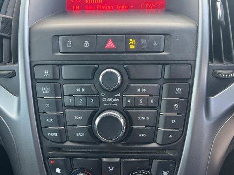 Vauxhall Astra 1.6i Design Euro 6 5dr 29