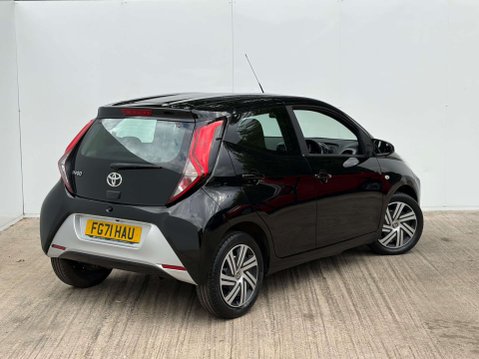 Toyota Aygo 1.0 Aygo X-Play TSS VVT-i 5dr 5