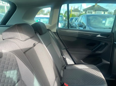 Volkswagen Tiguan MATCH TSI EVO 9