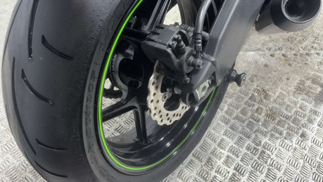 Kawasaki Ninja ZX6R 2009 ONLY 4K MEGA CLEAN 600CC SPORTS BIKE NEW MOT 12
