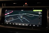 Land Rover Range Rover Evoque R-DYNAMIC HSE MHEV 52