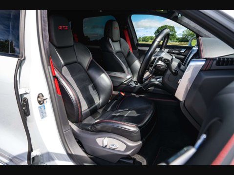 Porsche Cayenne 36