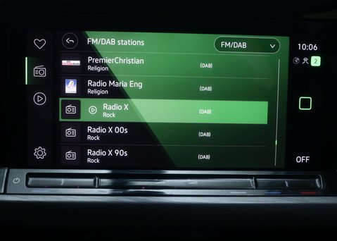 Volkswagen Golf 1.4 TSI 13kWh Style Hatchback 5dr Petrol Plug-in Hybrid DSG Euro 6 (s/s) (2 23