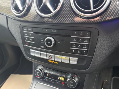 Mercedes-Benz B Class 1.5 B180d AMG Line (Premium) 7G-DCT Euro 6 (s/s) 5dr 27