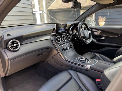 Mercedes-Benz GLC 2.1 GLC220d AMG Line (Premium) Coupe G-Tronic+ 4MATIC Euro 6 (s/s) 5dr 23