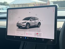 Tesla Model Y (Dual Motor) Long Range SUV 5dr Electric Auto 4WDE (384 bhp) 18