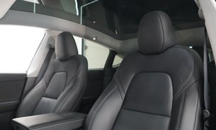 Tesla Model Y PERFORMANCE AWD GROK AI Assistant 21" Alloys Track Mode One Owner VAT Q 13