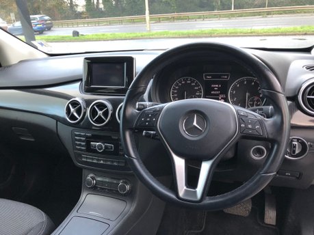 Mercedes-Benz B Class B180 BLUEEFFICIENCY SE automatic petrol just 65,000m, 1 owner, ULEZ 5