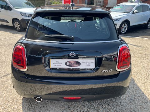 Mini Hatch 1.5 COOPER 5