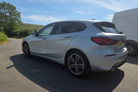 BMW 1 Series 1.5 118i Sport DCT Euro 6 (s/s) 5dr 4