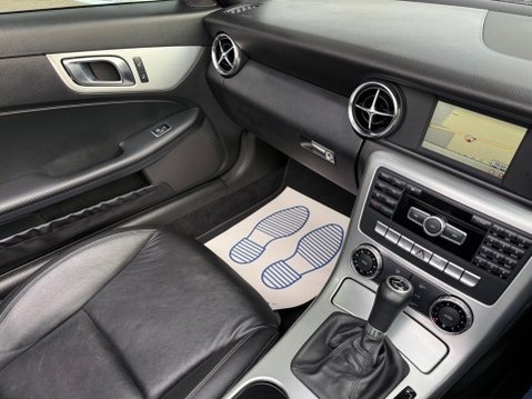 Mercedes-Benz SLK 1.8 SLK200 AMG Sport G-Tronic+ Euro 5 (s/s) 2dr 38