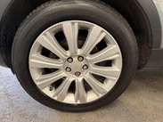 Land Rover Range Rover Evoque 2.2 SD4 Prestige Auto 4WD Euro 5 (s/s) 5dr 28