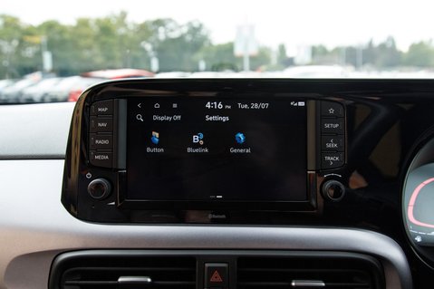 Hyundai i10 PREMIUM 29