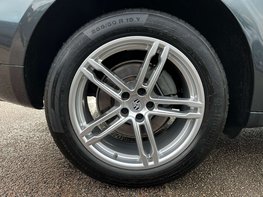 Porsche Macan 3.0 Macan S Semi-Auto 4WD 5dr 14