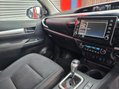 Toyota Hilux INVINCIBLE 4WD D-4D DCB 12