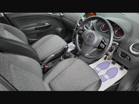 Vauxhall Corsa SE 2