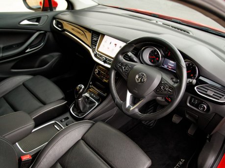 Vauxhall Astra ELITE NAV