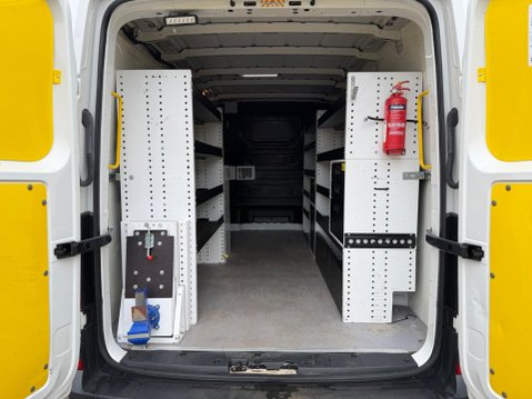 Volkswagen Crafter 2.0 TDI CR35 Trendline FWD MWB Euro 6 (s/s) 5dr 19