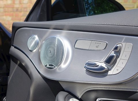 Mercedes-Benz C Class C63 S Coupe 10