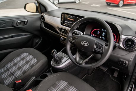 Hyundai i10 PREMIUM