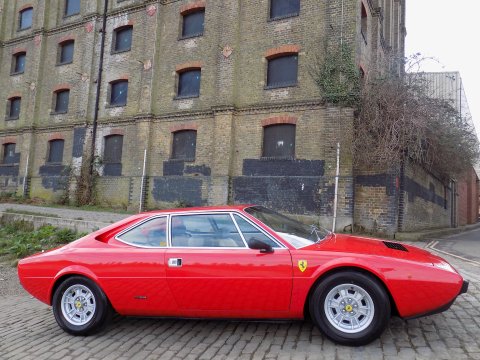 Ferrari 308 GT4 Dino 9