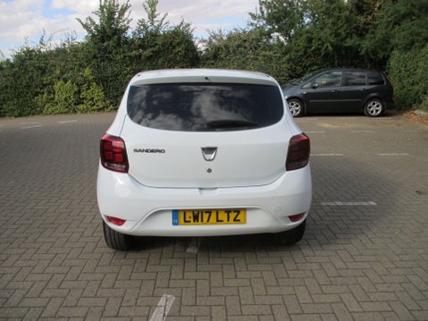 Dacia Sandero 1.0 SCe Ambiance Euro 6 5dr 4