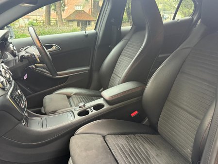 Mercedes-Benz GLA Class GLA 200 D AMG LINE PREMIUM 51