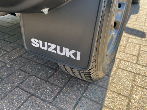 Suzuki Jimny 1.5 SZ5 ALLGRIP 3dr 12