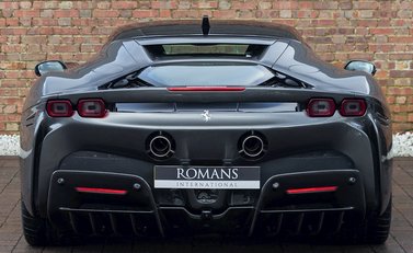 Ferrari SF90 Stradale 5