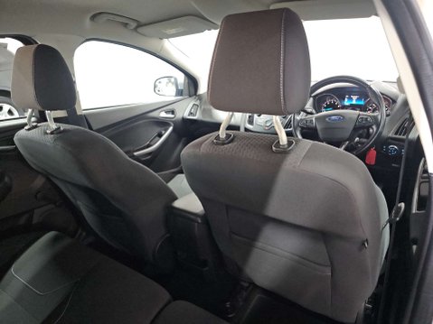 Ford Focus 1.0 Focus Zetec 5dr 15