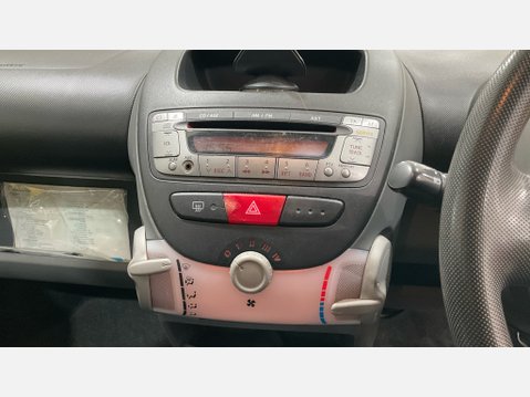 Peugeot 107 URBAN 2-TRONIC 14