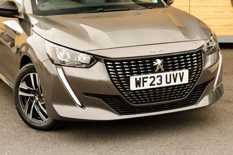 Peugeot 208 PURETECH ALLURE PREMIUM PLUS S/S 10