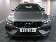 Volvo V60 B4 CROSS COUNTRY AWD MHEV 2