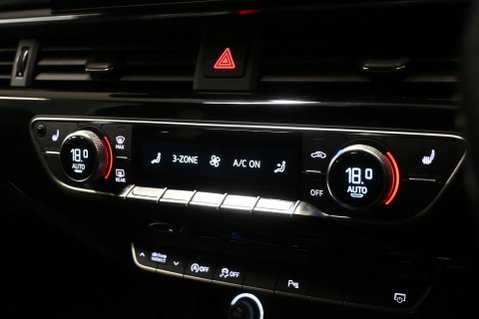 Audi A4 2.0 A4 Black Edition 40 TDI Quattro Semi-Auto 4WD 5dr 52