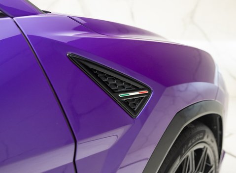 Lamborghini Urus SE 48