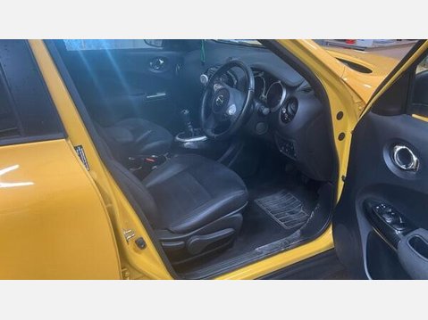Nissan Juke 1.2 DIG-T N-Connecta Euro 6 (s/s) 5dr 6