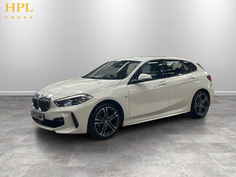 BMW 1 Series 1.5 118i M Sport (LCP) Hatchback 5dr Petrol DCT Euro 6 (s/s) (136 ps) Air C 3