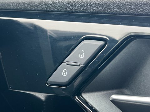 Audi A1 SPORTBACK TFSI S LINE 38