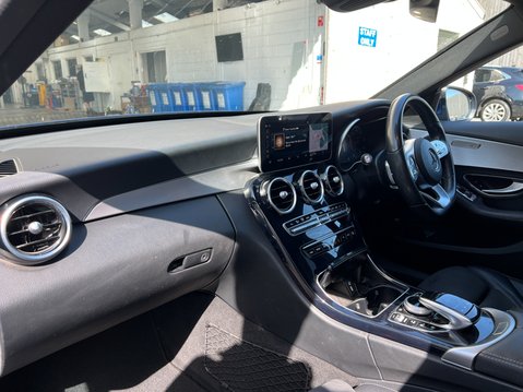 Mercedes-Benz C Class 2.0 C220d AMG Line (Premium) Estate 5dr Diesel G-Tronic+ Euro 6 (s/s) (194 16