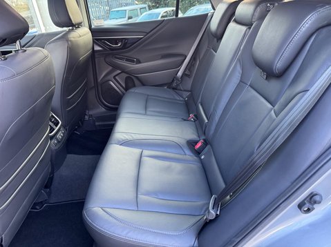 Subaru Outback TOURING 45