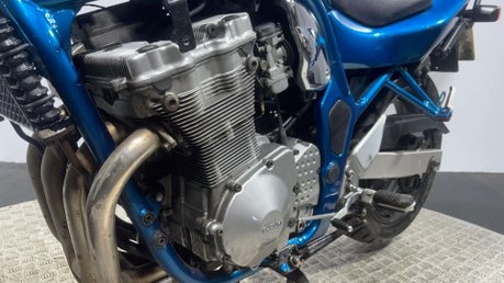 Suzuki Bandit 600 GSF 1998 25K PROJECT BIKE 600CC A2 BIKE NAKED SPARES OR REPAIR 32