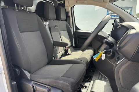 Citroen Dispatch 120 ps Driver XL Panel Van 4