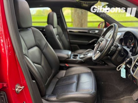 Porsche Cayenne 3.0 Cayenne V6 D Tiptronic S 4WD 5dr 17