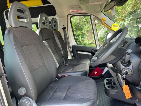 Citroen Relay 2.2 Relay 40 L4H2 Non-D1 17-seat wheelchair accessible minibus with full wi 19