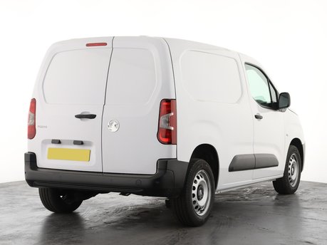 Vauxhall Combo 1.5 Turbo D 100ps Prime H1 4