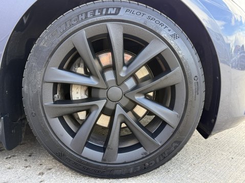 Tesla Model 3 Saloon 4dr Electric Auto RWD (241 bhp) 14