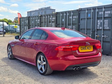Jaguar XE 2.0d R-Sport Saloon 4dr Diesel Auto Euro 6 (s/s) (180 ps) 29